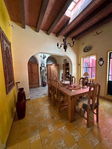 Antigua Casa Del Limon Villa Guanajuato Exterior photo